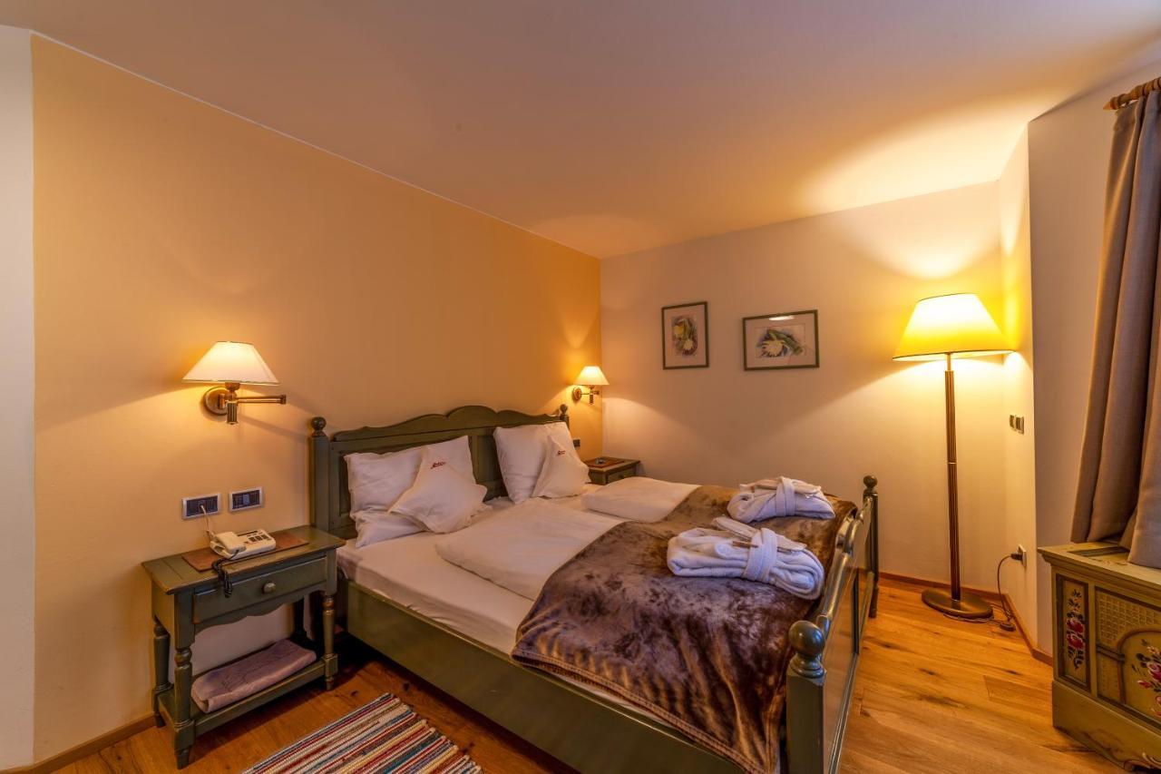 Hotel Berger Superior Riva di Tures Eksteriør bilde