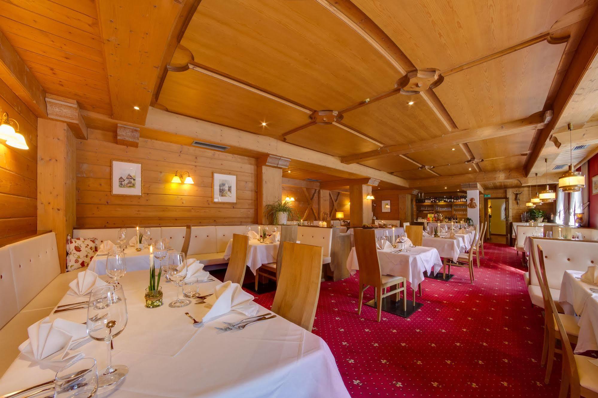 Hotel Berger Superior Riva di Tures Eksteriør bilde